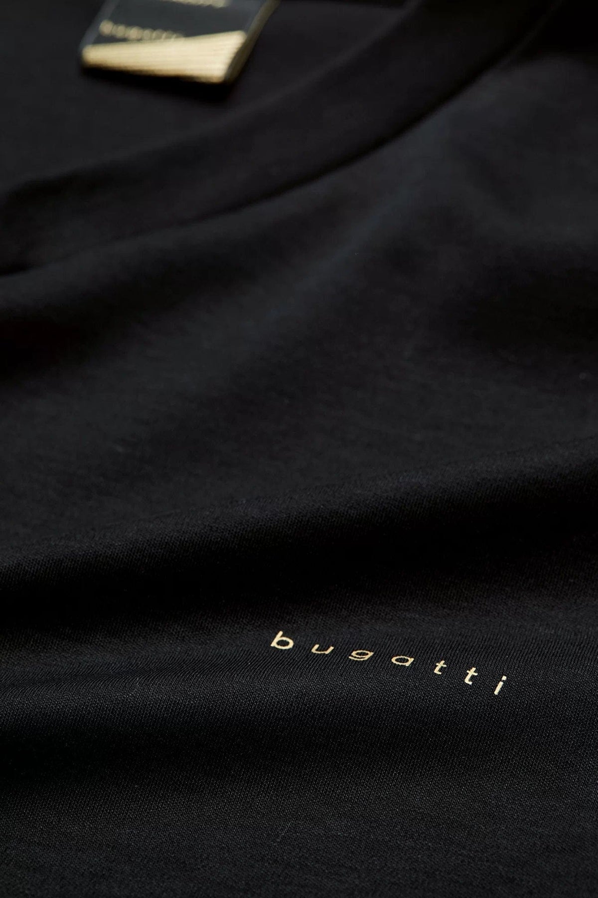 Bugatti T Shirt Bugatti T-shirt made from pure cotton in black (7506142330969)