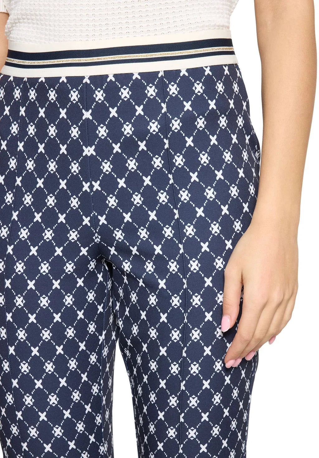 Betty Barclay Ladies Casual Trousers Slim Fit-Dark Blue/White 6143/1706