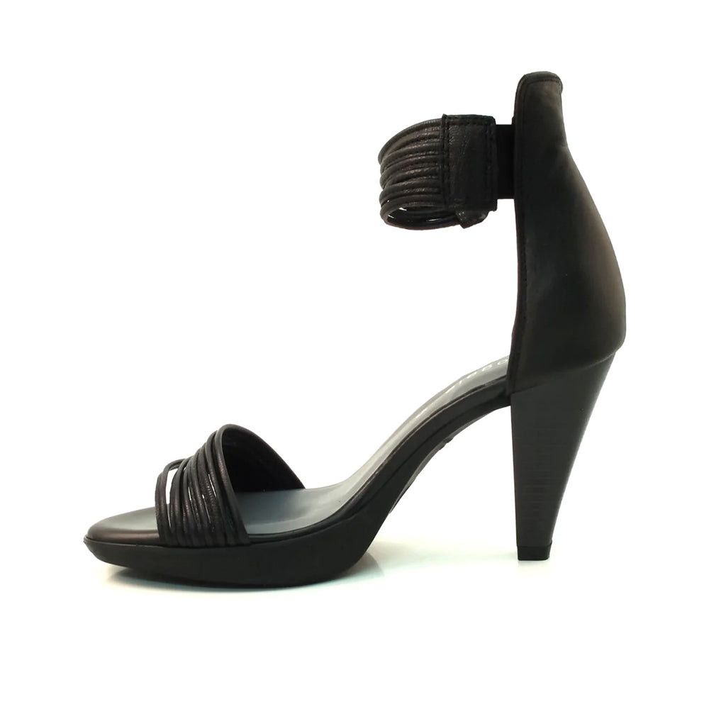 Froggie Black Genuine Leather Ankle Strap Sandal 12319 1611