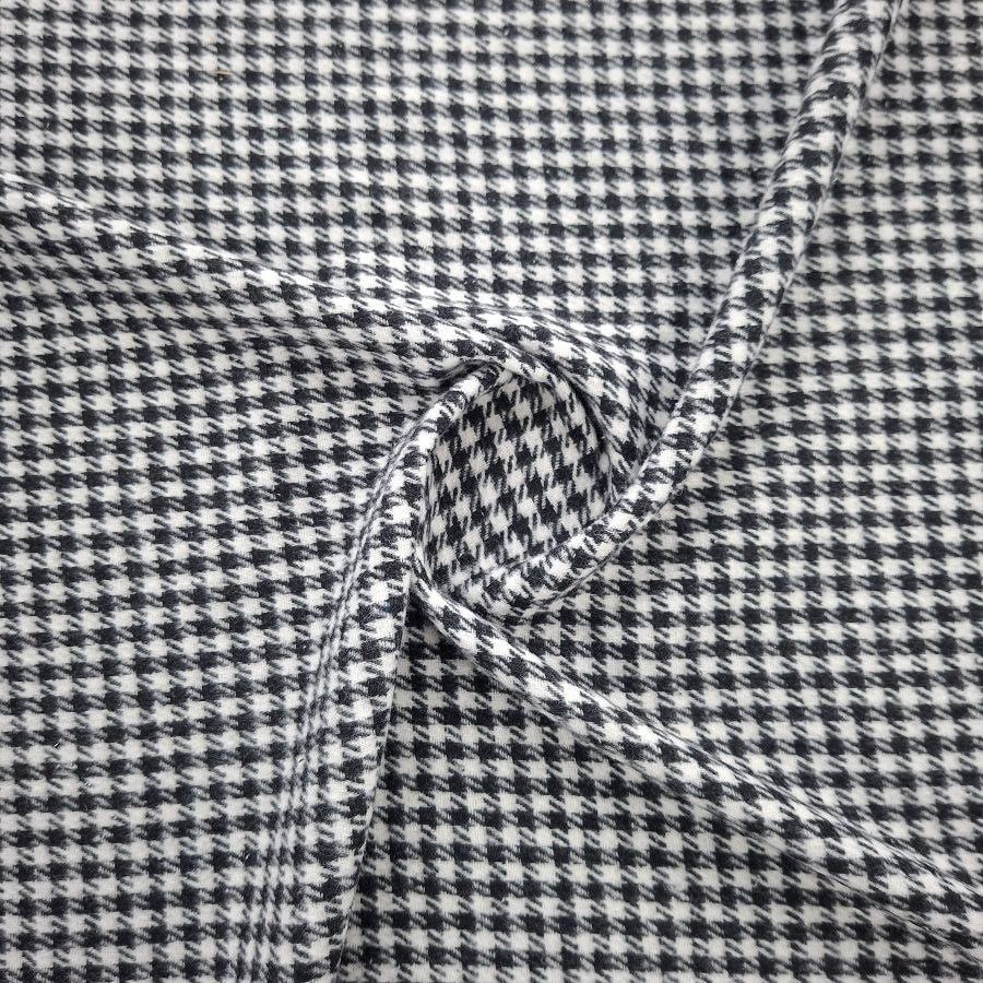 Tweed Houndstooth 150cm.