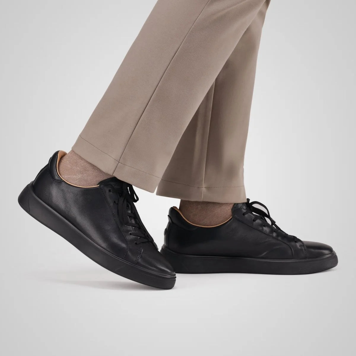 Jekyll & Hide Men's Seattle Sneaker- Black 2056BLACK