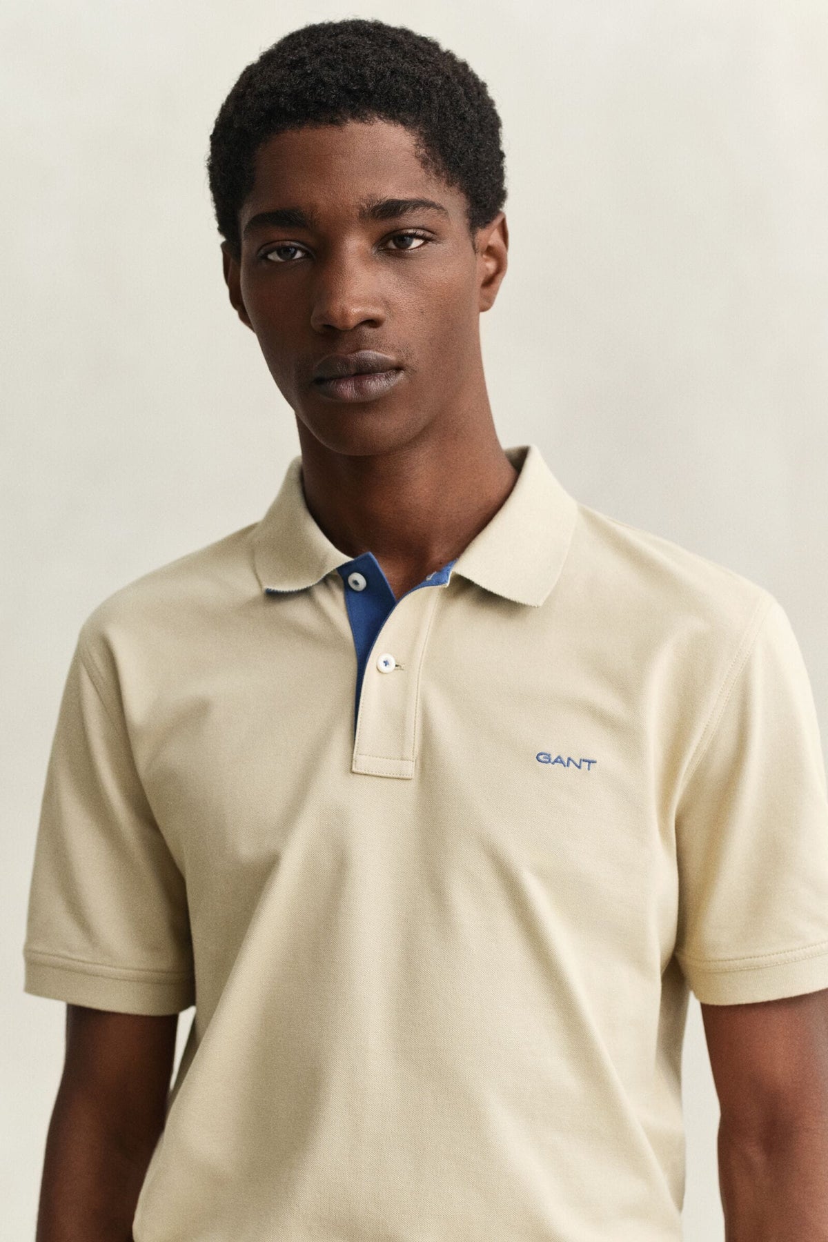 Gant Men's Contrast Piqué Short Sleeve Subtle Stretch Polo Shirt-Oat Beige 355891