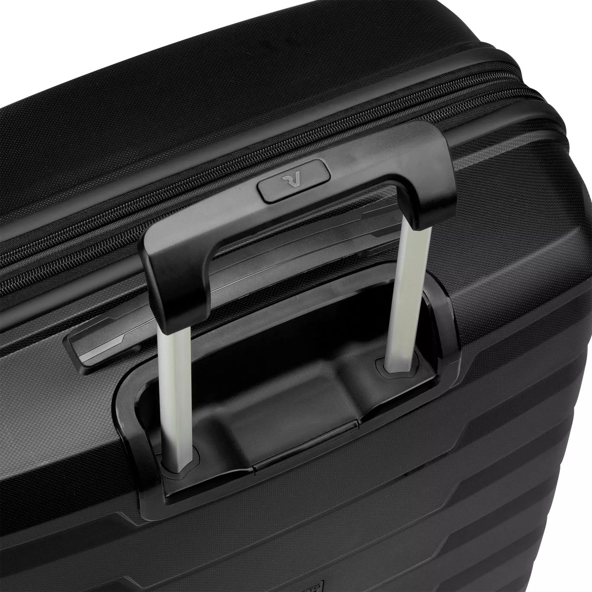 Roncato Skyline 2.0 Expandable Spinner-Black