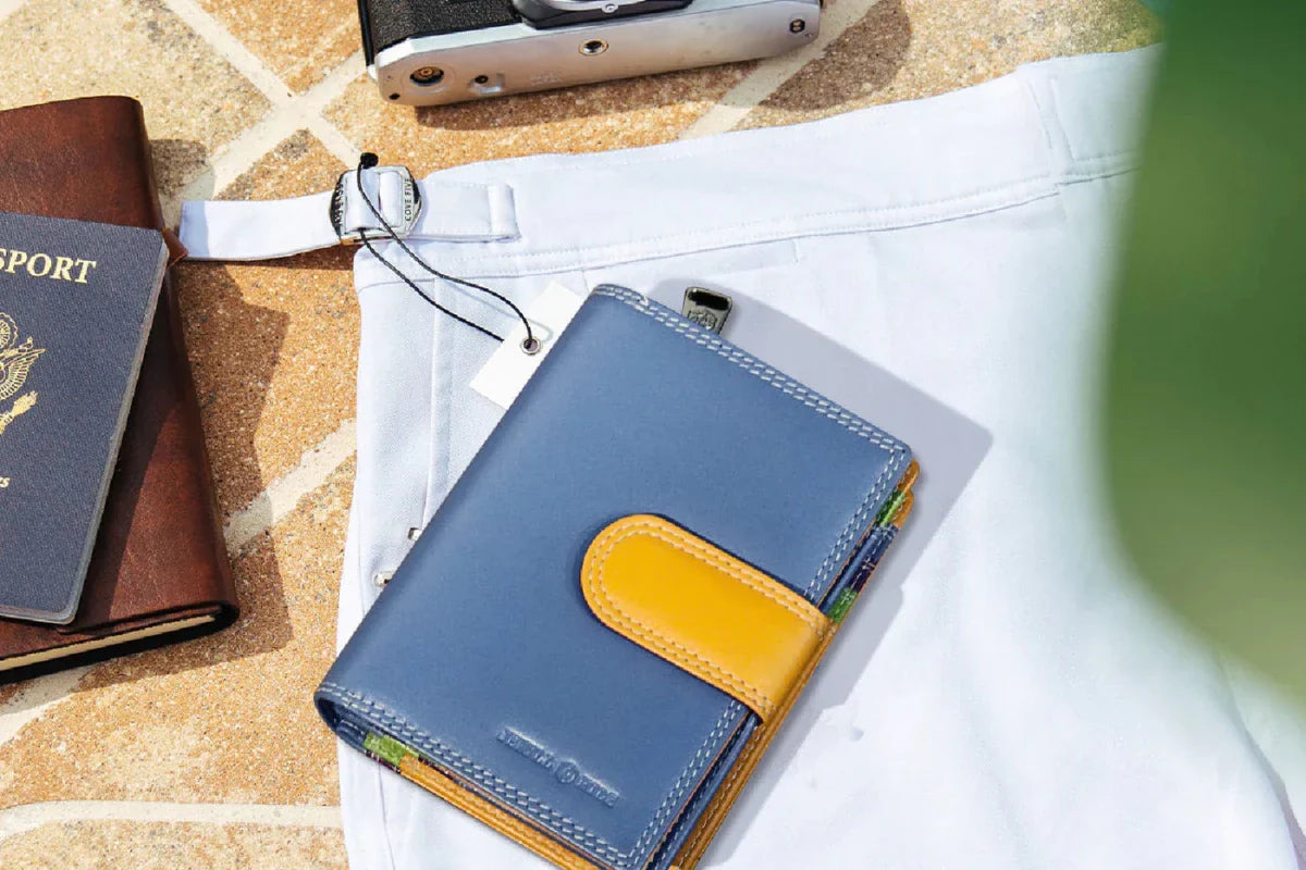 Jekyll & Hide Caribbean Compact Purse-Fiji 2228