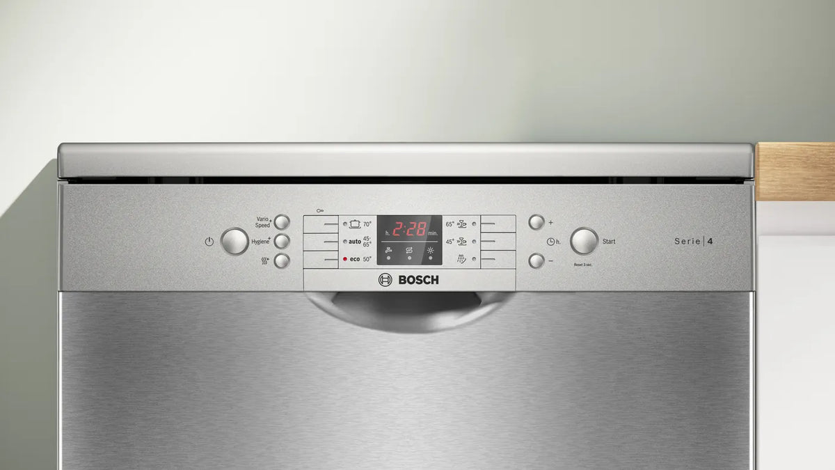 BOSCH SMS46FI20Z 60CM SERIES 4 FREESTANDING DISHWASHER STEEL.