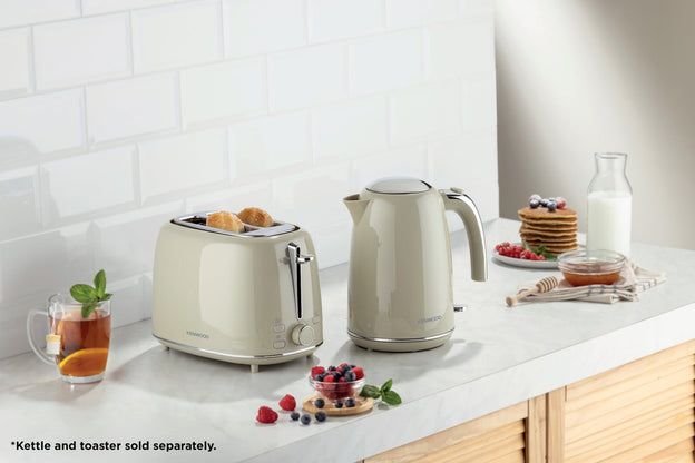 Kenwood Eterna Plastic 2 Slice Toaster Glossy Beige TCP31.000BG