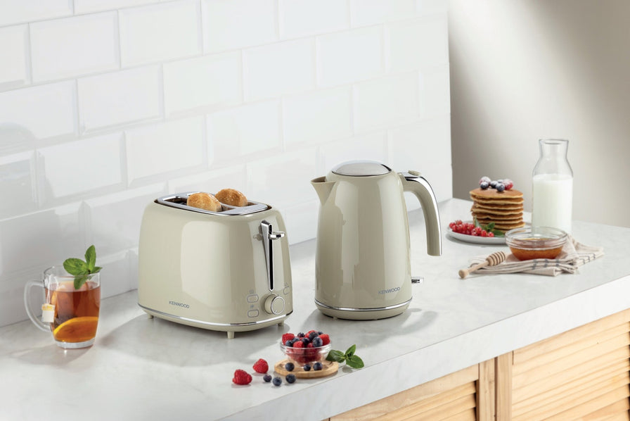 Kenwood Eterna Plastic Kettle Glossy Beige - ZJP31.000BG
