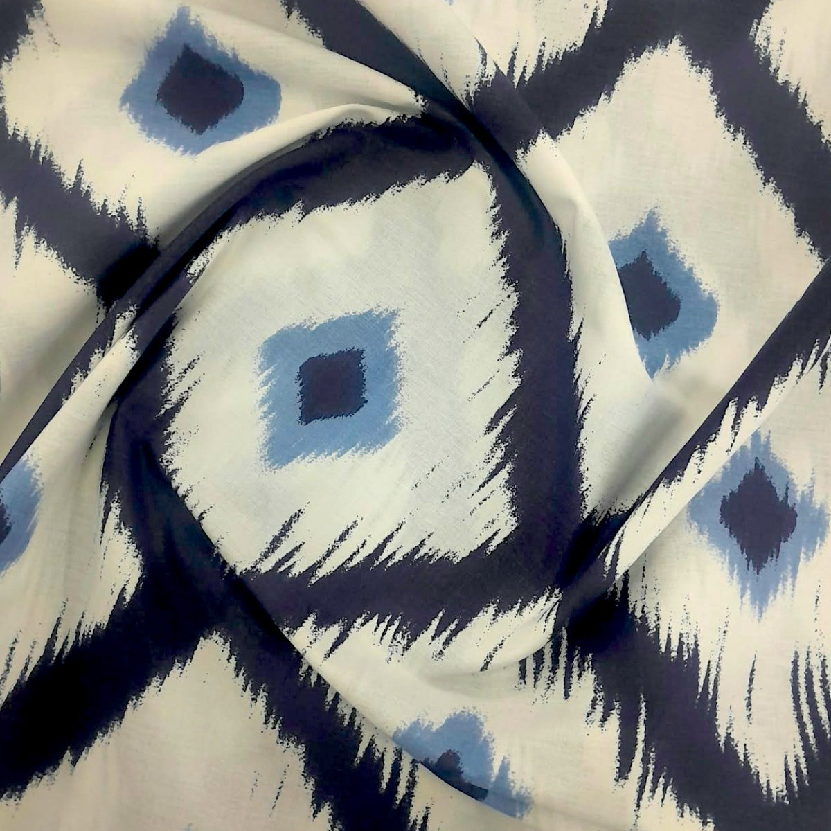 Fabric Printed 100% Cotton Percale Sheeting Refilwe print 240 cm