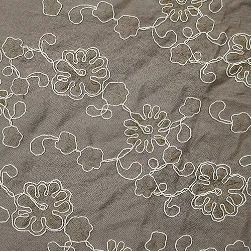 Capri Linen Look Embroided Rope.