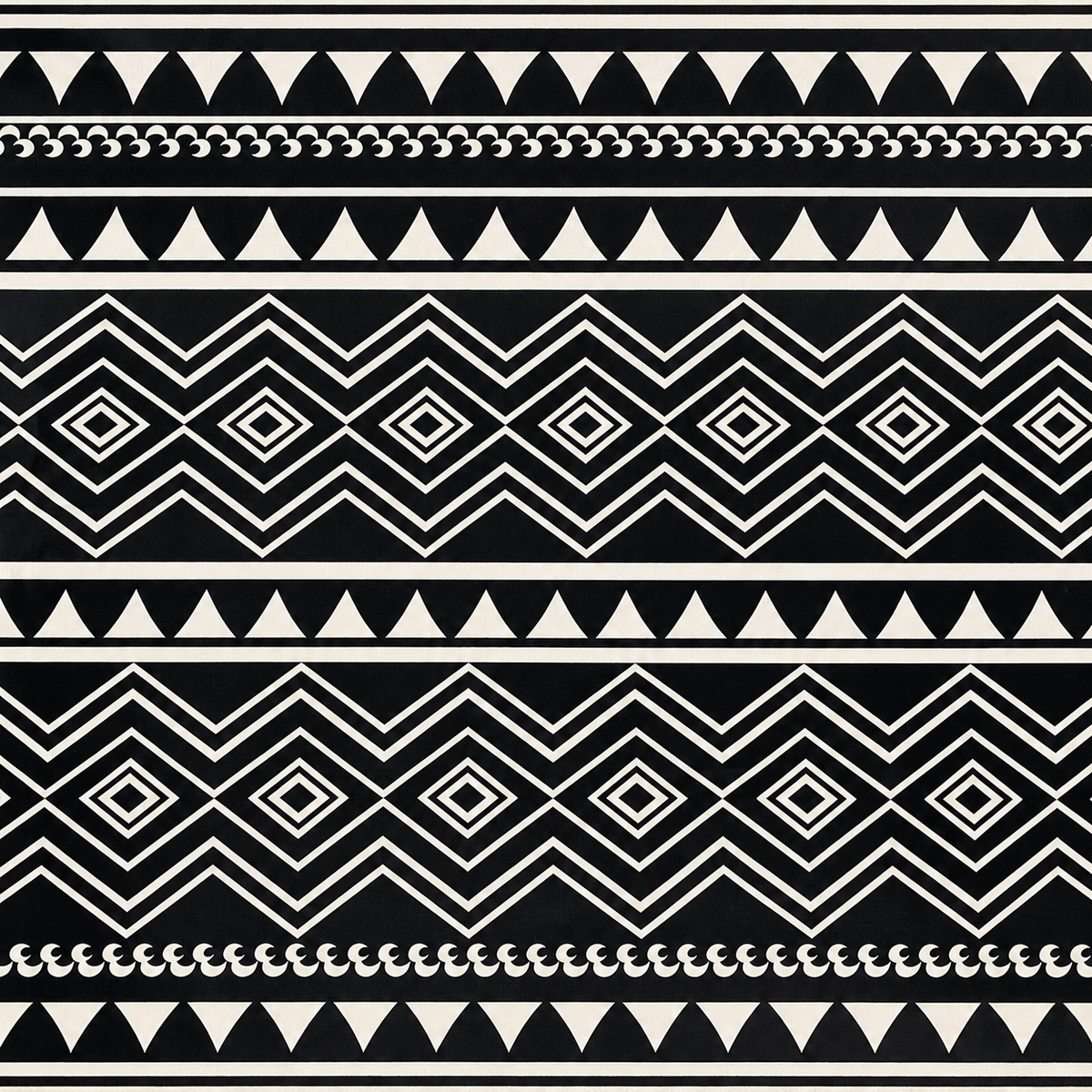 Piano Velvet Upholstery Fabric African Print Black/White 140 cm.