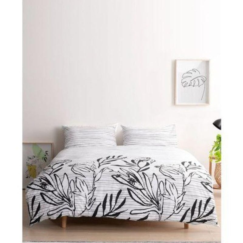 Linen House Duvet Cover Double Linen House Lorna Black & White Duvet Covers Set (4707125526617)