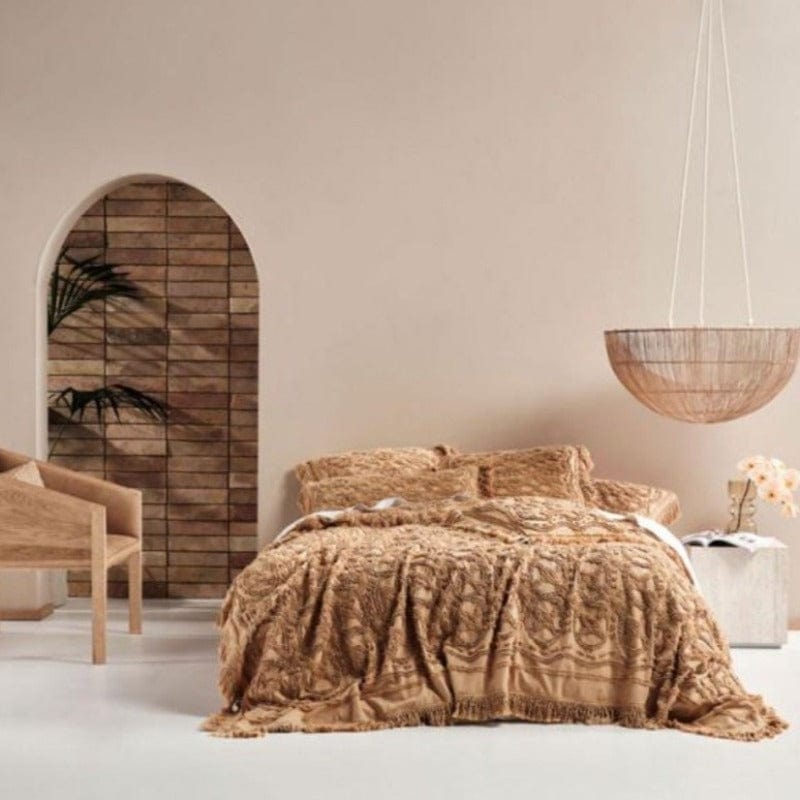 Linen House BEDSPREAD Linen House Bed Cover Biscotti Somers Throw king (4781064454233)