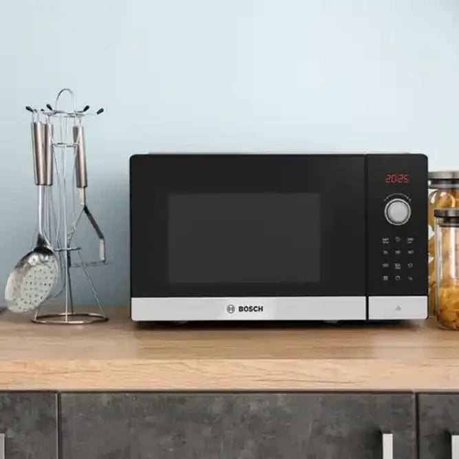 Bosch Series 2 Black Stainless Steel Microwave with Grill 25L (FEL053MS2).