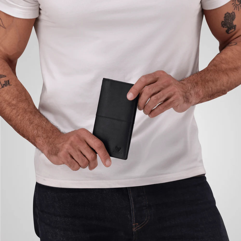 Brando James Upright Travel Wallet-Black 7176JAMBLK.