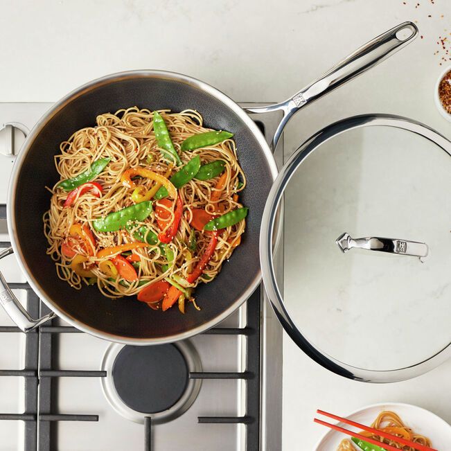Zwilling Peak Stainless Steel Ceramic Non-Stick Coating Wok With Lid 30cm ZW-1034499.