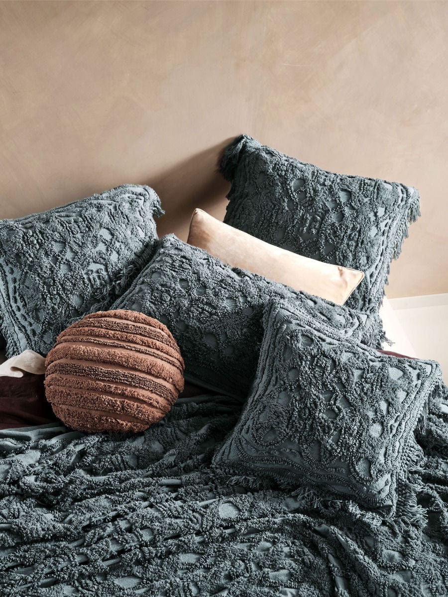 Linen House BEDSPREAD Linen House King Bed Cover Somers Petrol Throw (7213058228313)