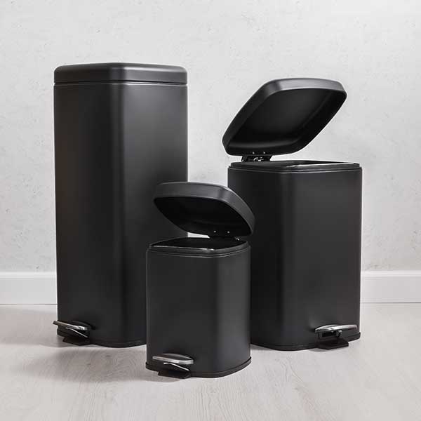 Legend DUST BIN Legend Square Soft Close 6lt Bin Black (7294491754585)