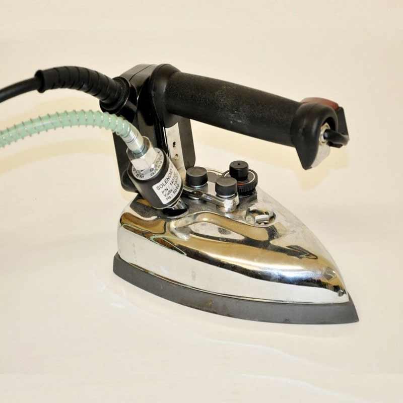 MHC World appliances Silvestar ES-85AF Gravity Feed Iron (2061569556569)