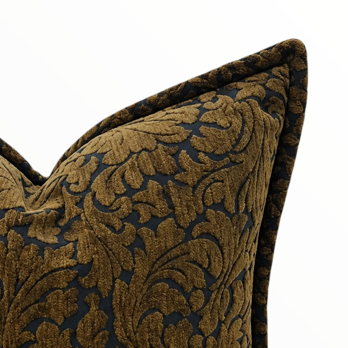 Assorted Scatter Cushion Acanthus Black/Bronze 60x60 cm.