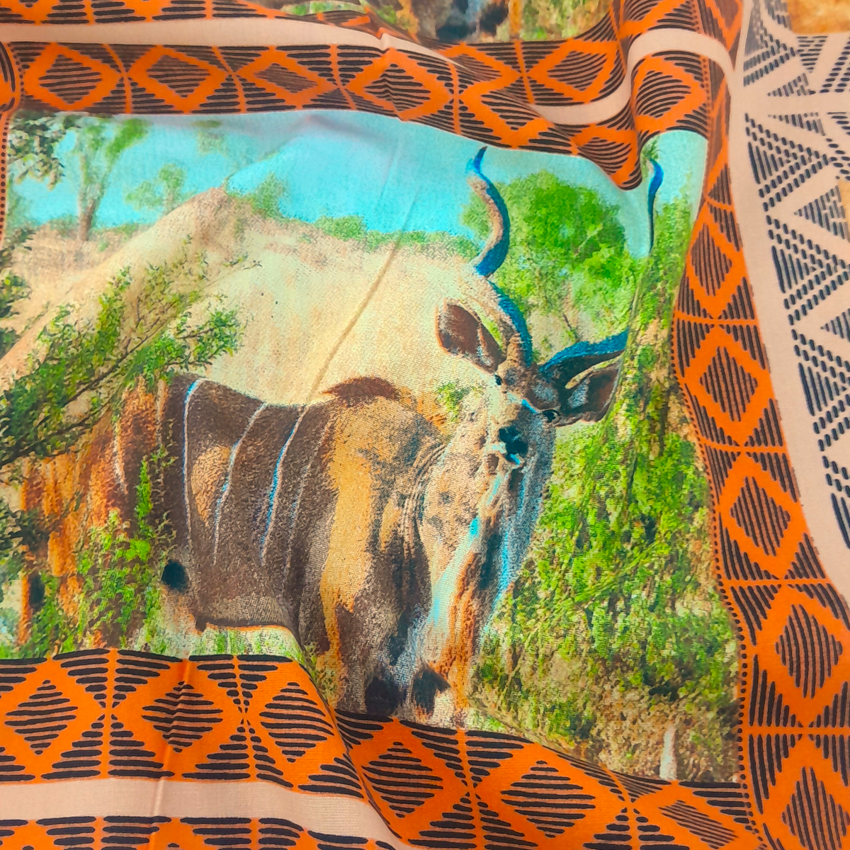 Fabric Cotton Canvas Antelopes 280 cm.