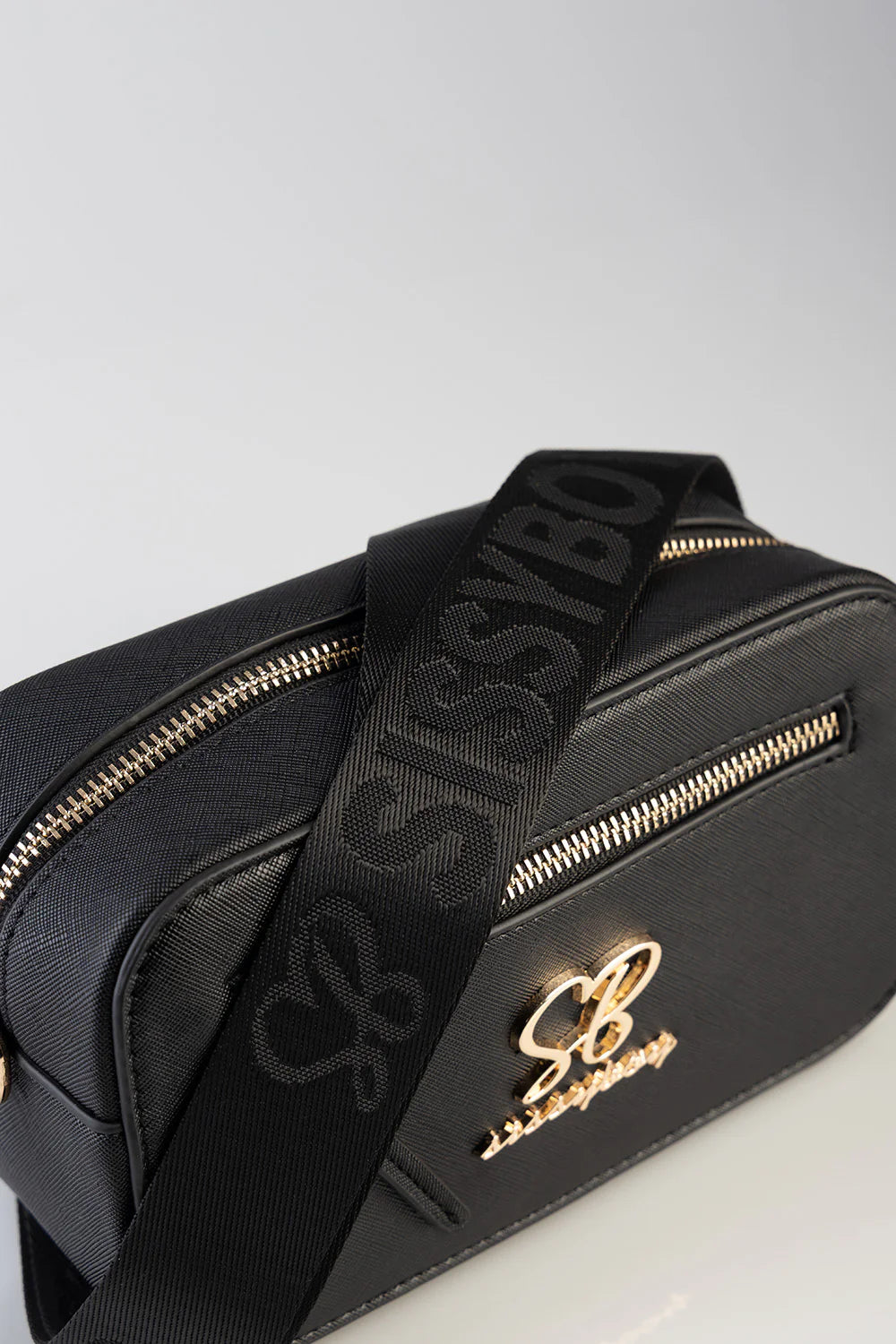 Sissy Boy Baic Camera Bag-Black BG854.