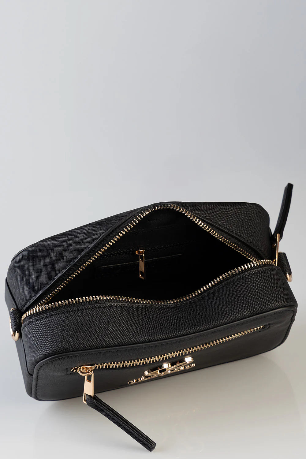Sissy Boy Baic Camera Bag-Black BG854.