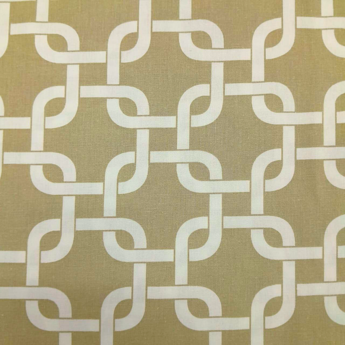 Fabric Printed Cotton Chain Reaction 140 cm.