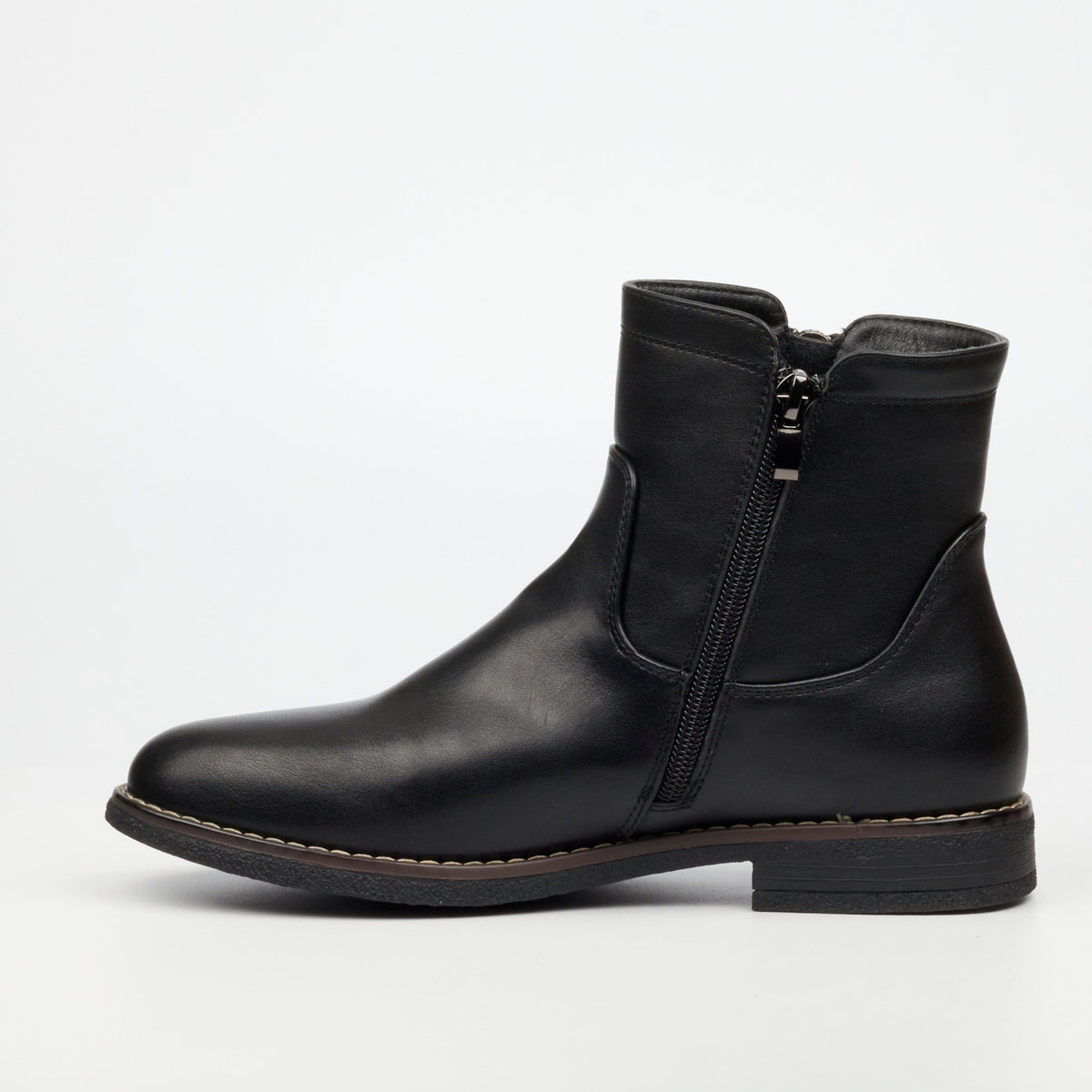 Butterfly Ladies Celeste 8 Boots Black.