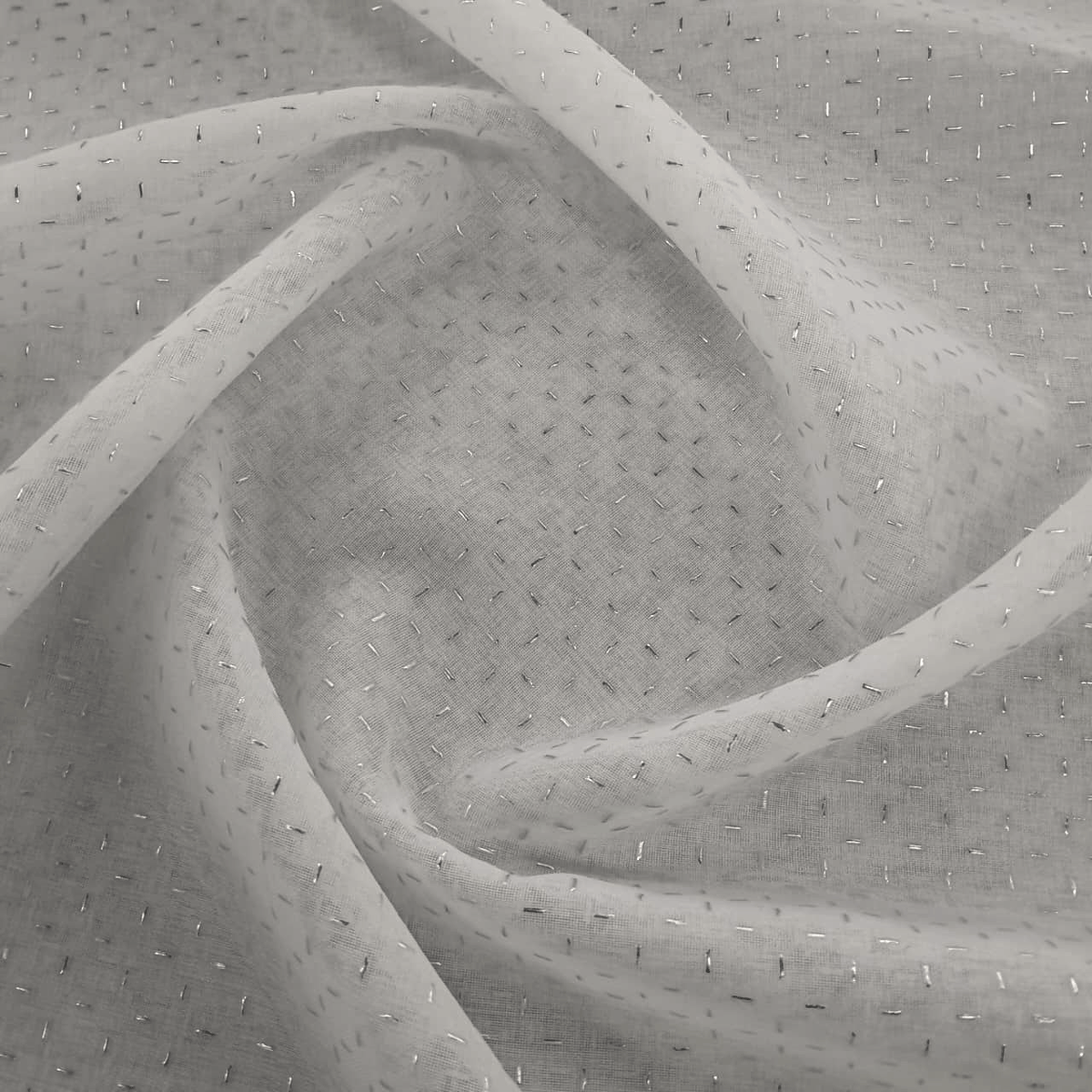 Fabric Embroidery Voile Col 5 280 cm.