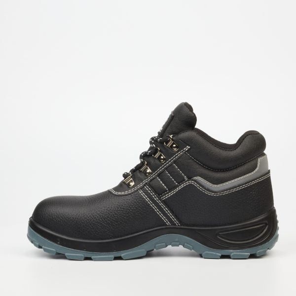 Grittgear Unisex Shoes In Black Dolomite S1 Cow Leather.