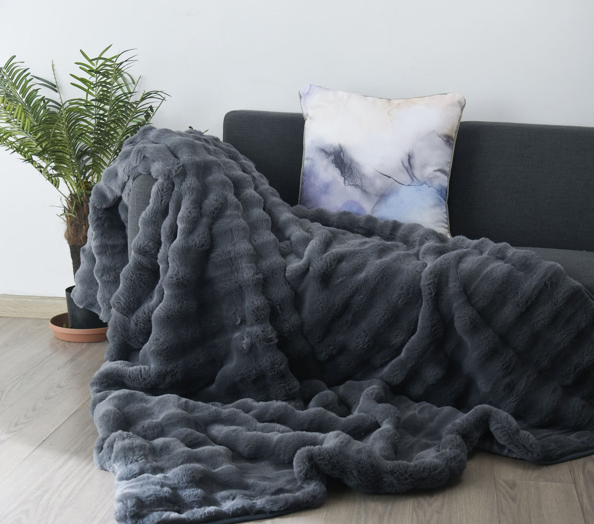 Sesli Cleopatra Faux Fur Blanket 1 Ply King 220X240cm.