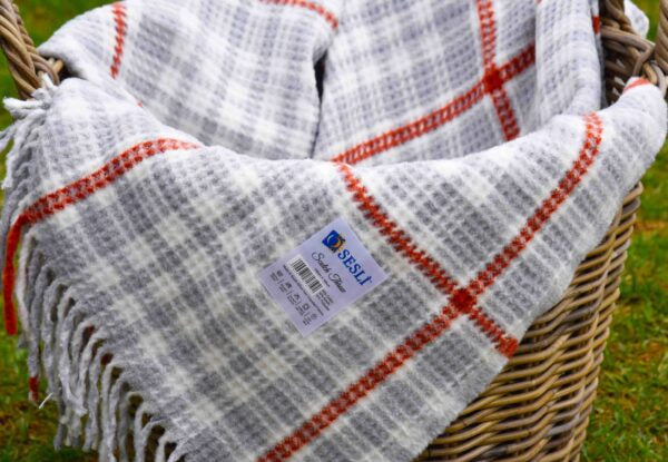 Sesli Scotch Throw - 150 x 165cm