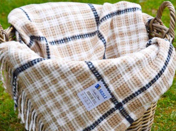 Sesli Scotch Throw - 150 x 165cm