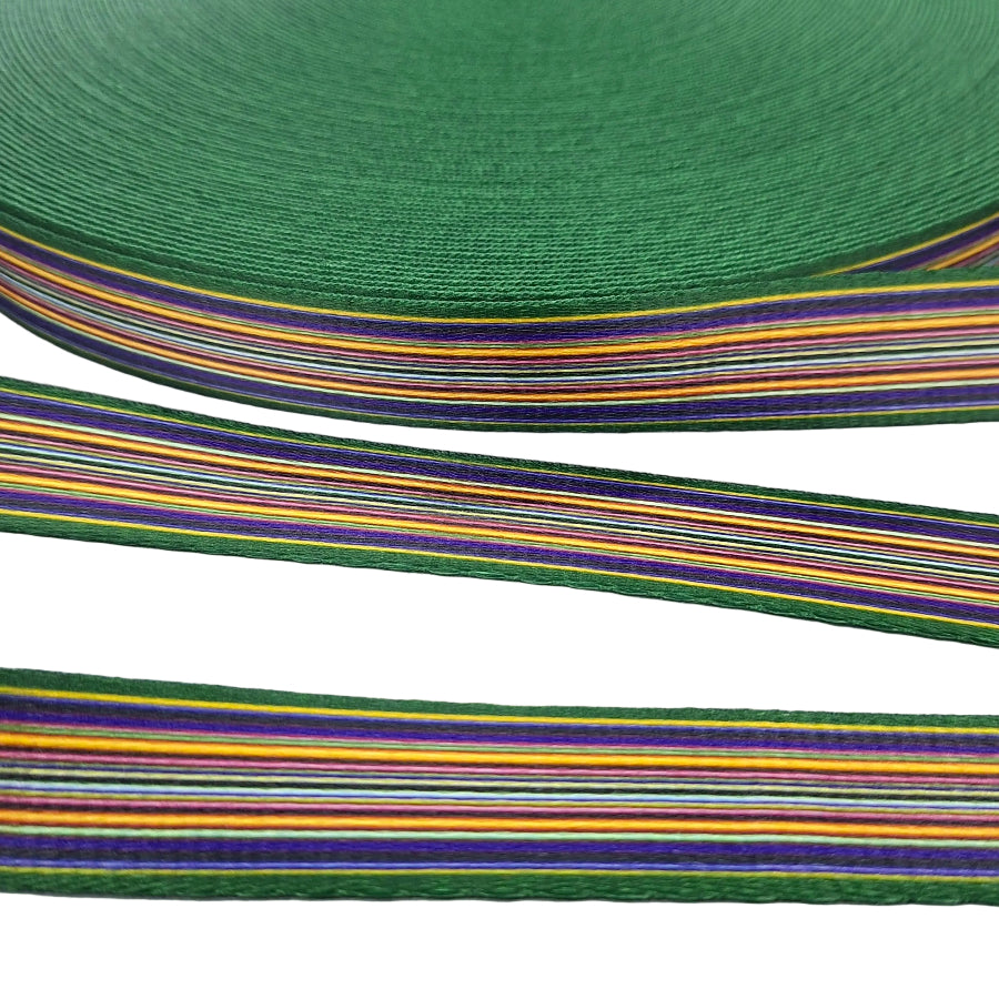 Traditiona Venda Trimming