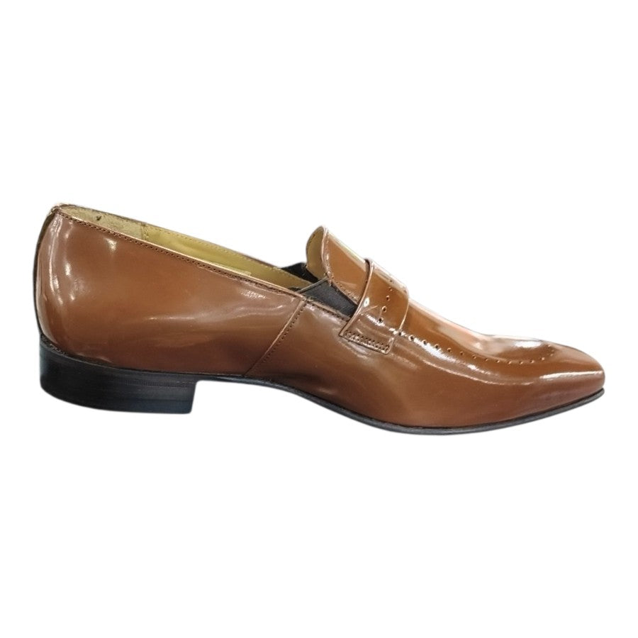 Crockett & Jones Cobbler with Shadow Spray Shoes.