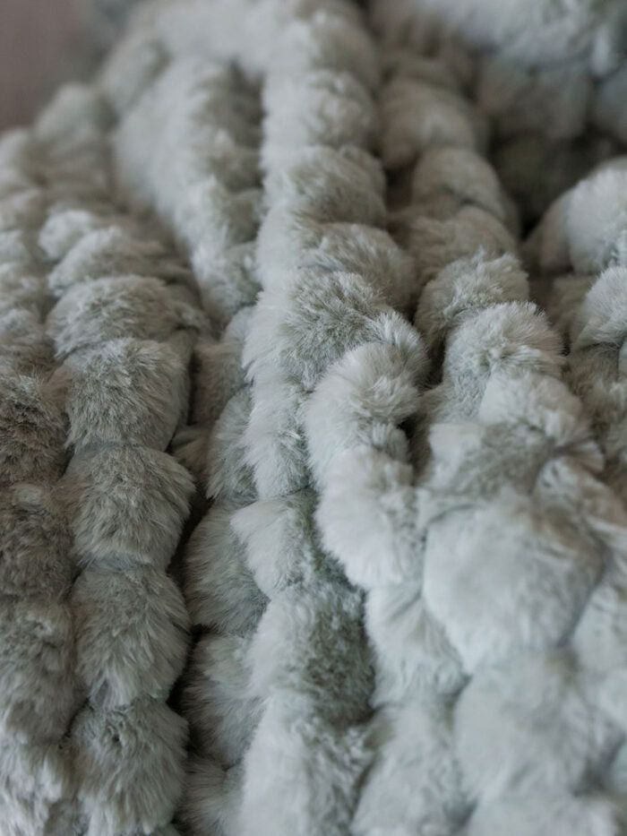 Linen House Throw Arctic Snug 150x200cm Mint.