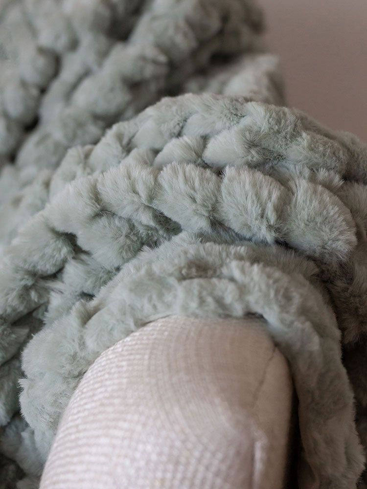 Linen House Throw Arctic Snug 150x200cm Mint.