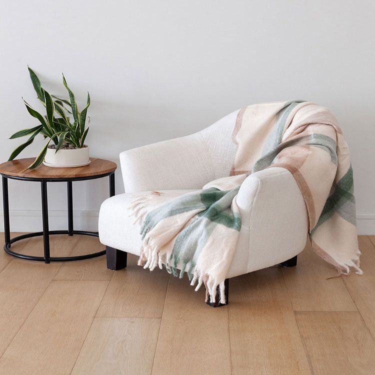 Linen House Embrace Throw 140x180cm Willow.