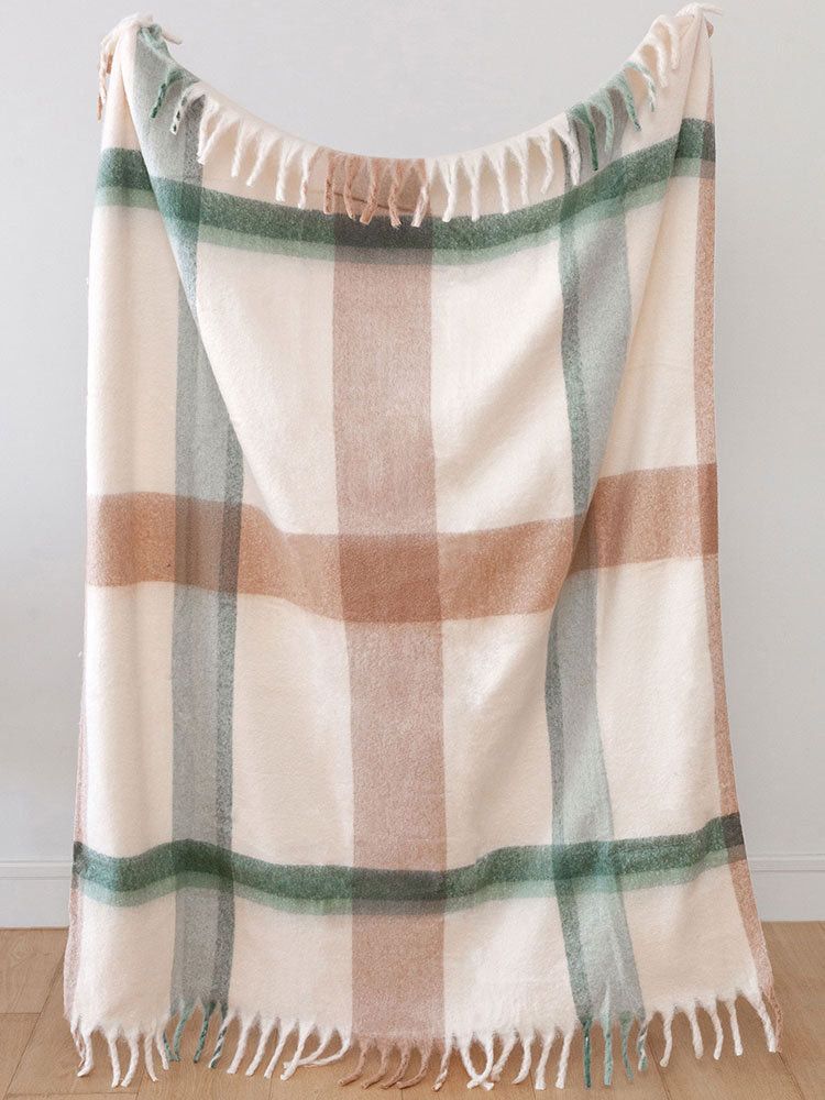 Linen House Embrace Throw 140x180cm Willow.
