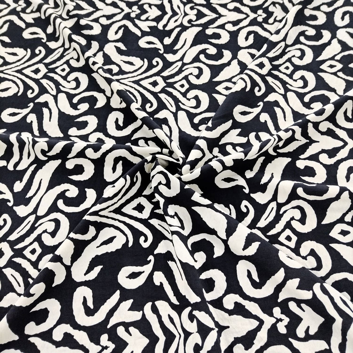 Capri Linen Look Print 140cm