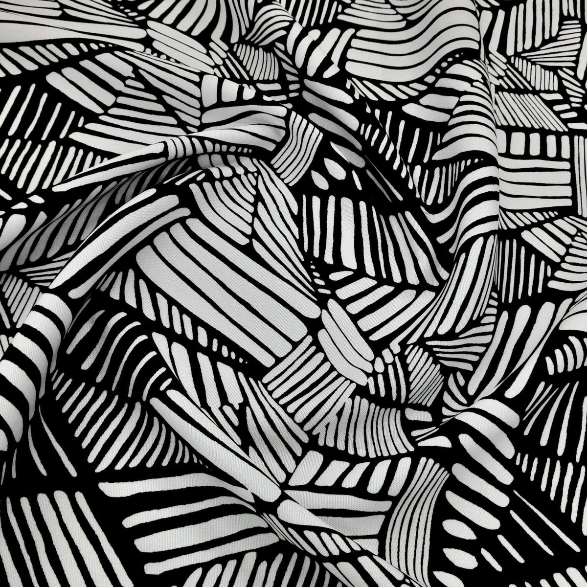 Printed Mini Matt Mud Black/White 140 cm.
