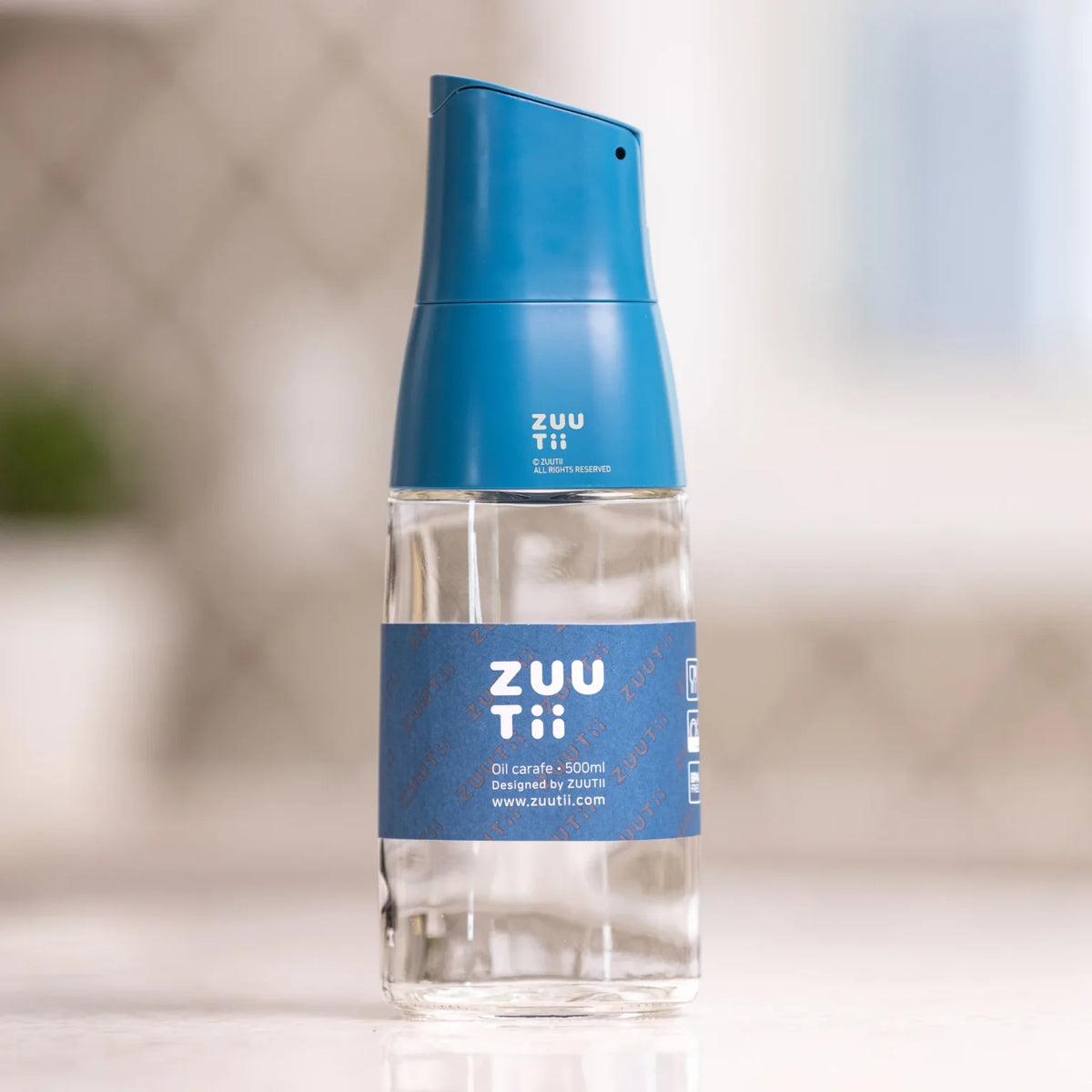 Zuutii Oil Dispenser 500ml Deep Blue ZTOC5638