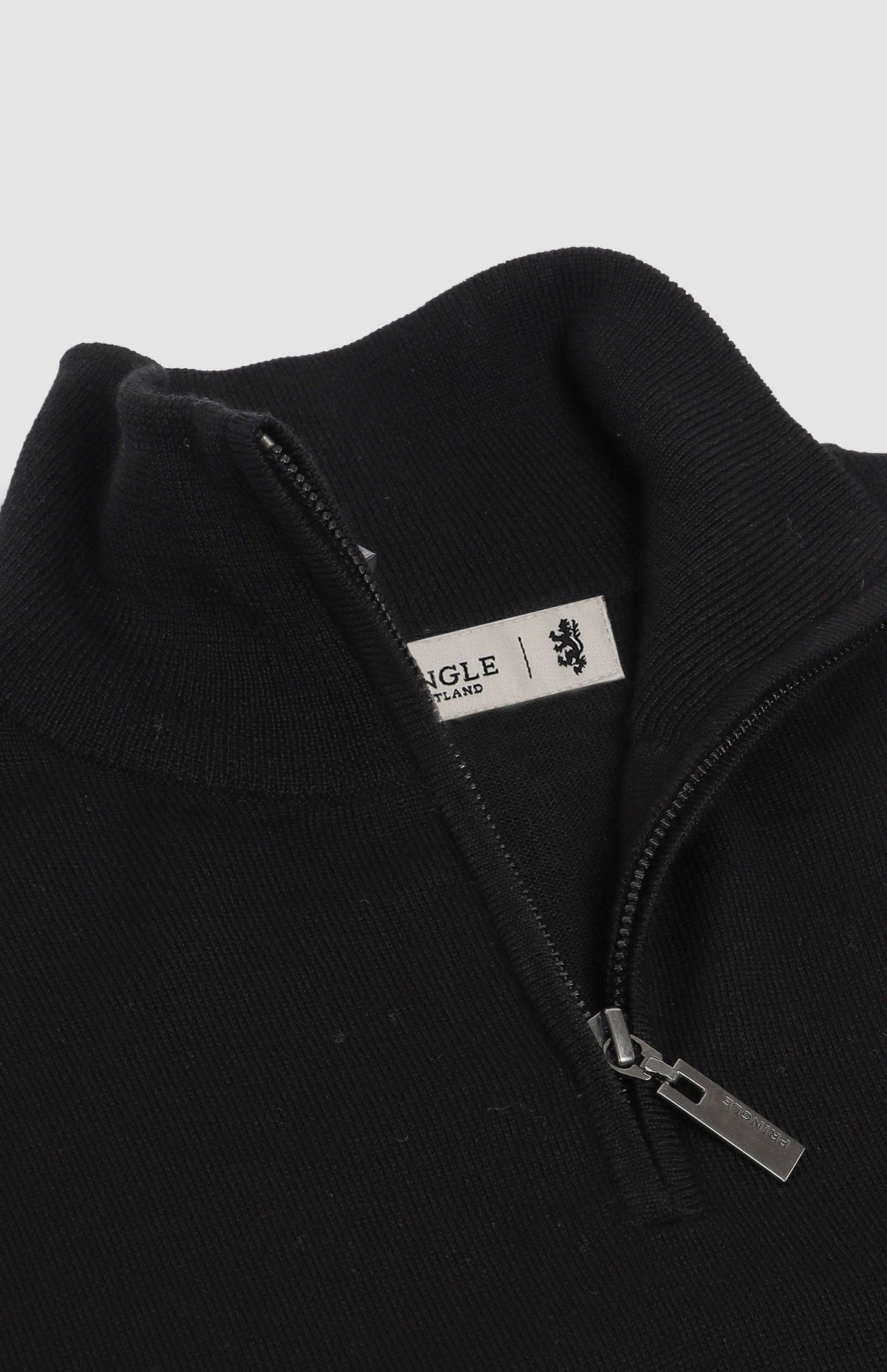 Pringle Jersey Ernie 1/4-Zip Merino Knitwear Black MKNI1805 PR112054.