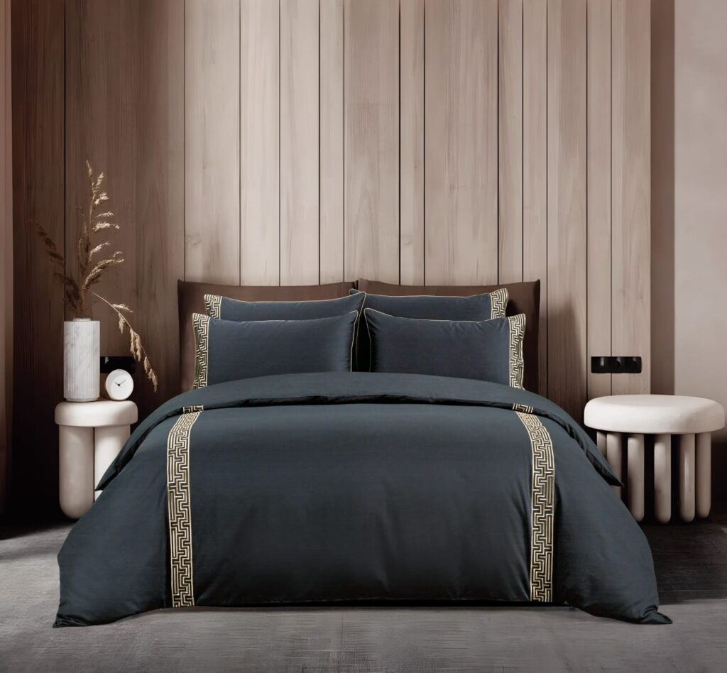 Egyptian Cotton Roberto 400 Thread Count Black/Stone Duvet Cover Set.