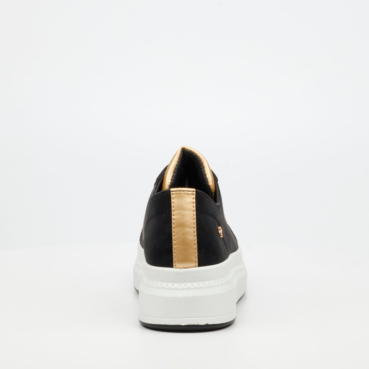 Butterfly Womens Senhora 25 Sneaker Black