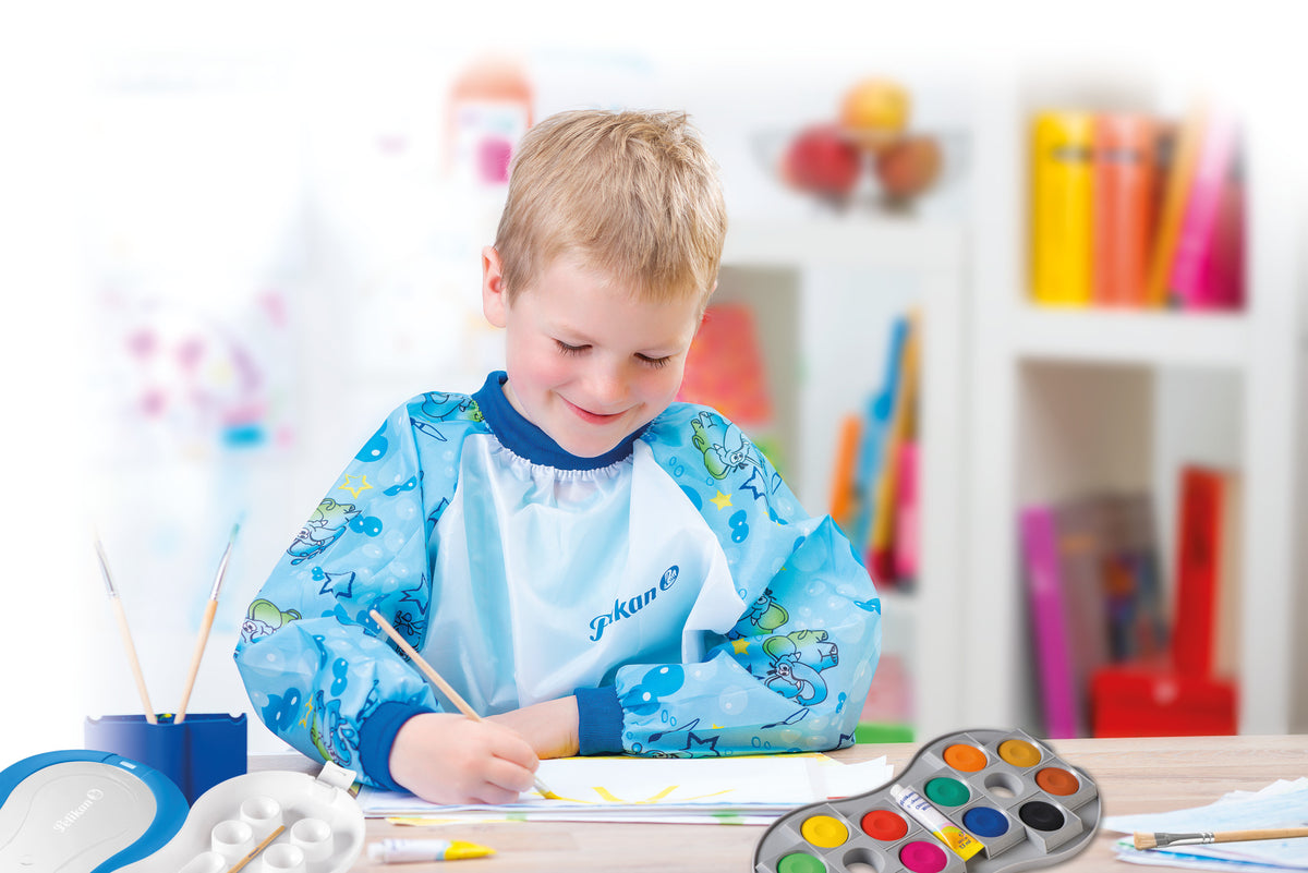 Pelikan Painting Apron With Velcro Closure And Hanging Loop Blue 105346