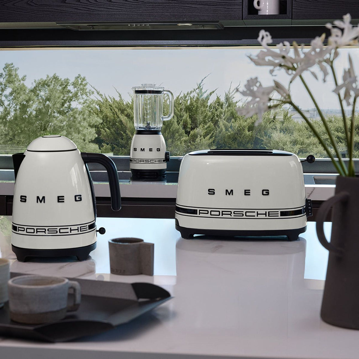 Smeg Porsche x Retro Style 2-Slice Toaster, 950W Carrara White TSF01PCWEU.