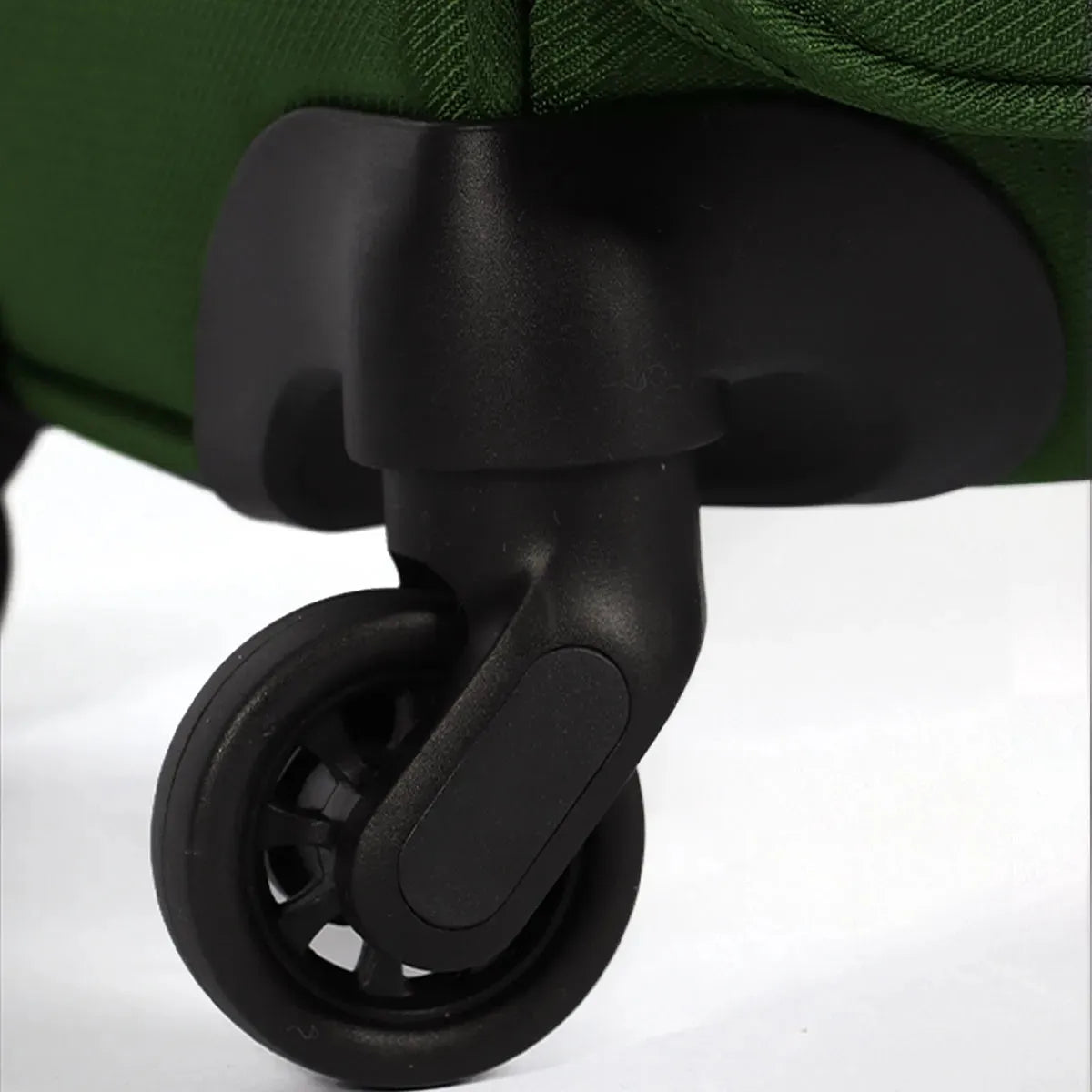 Travelite Flash Trolley Case In Green TV00015GRNN.