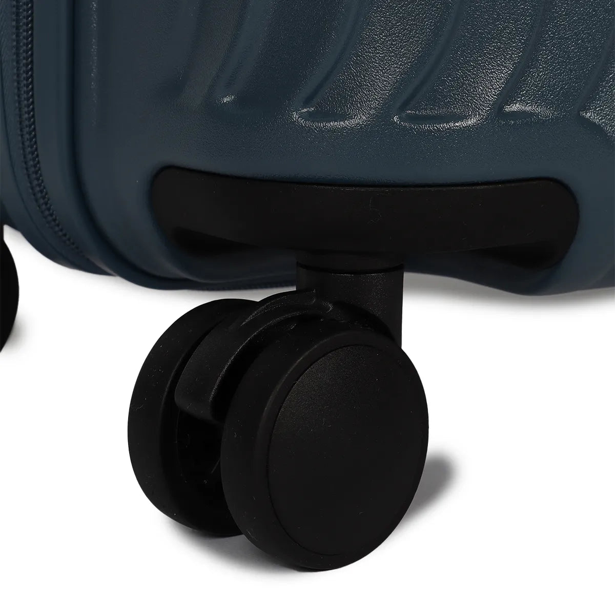 Travelite Belize Cabin Case In Navy TV00552.