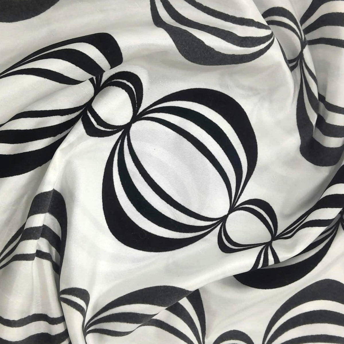 Fabric Taffeta 2-Tone Flocking 280 cm.
